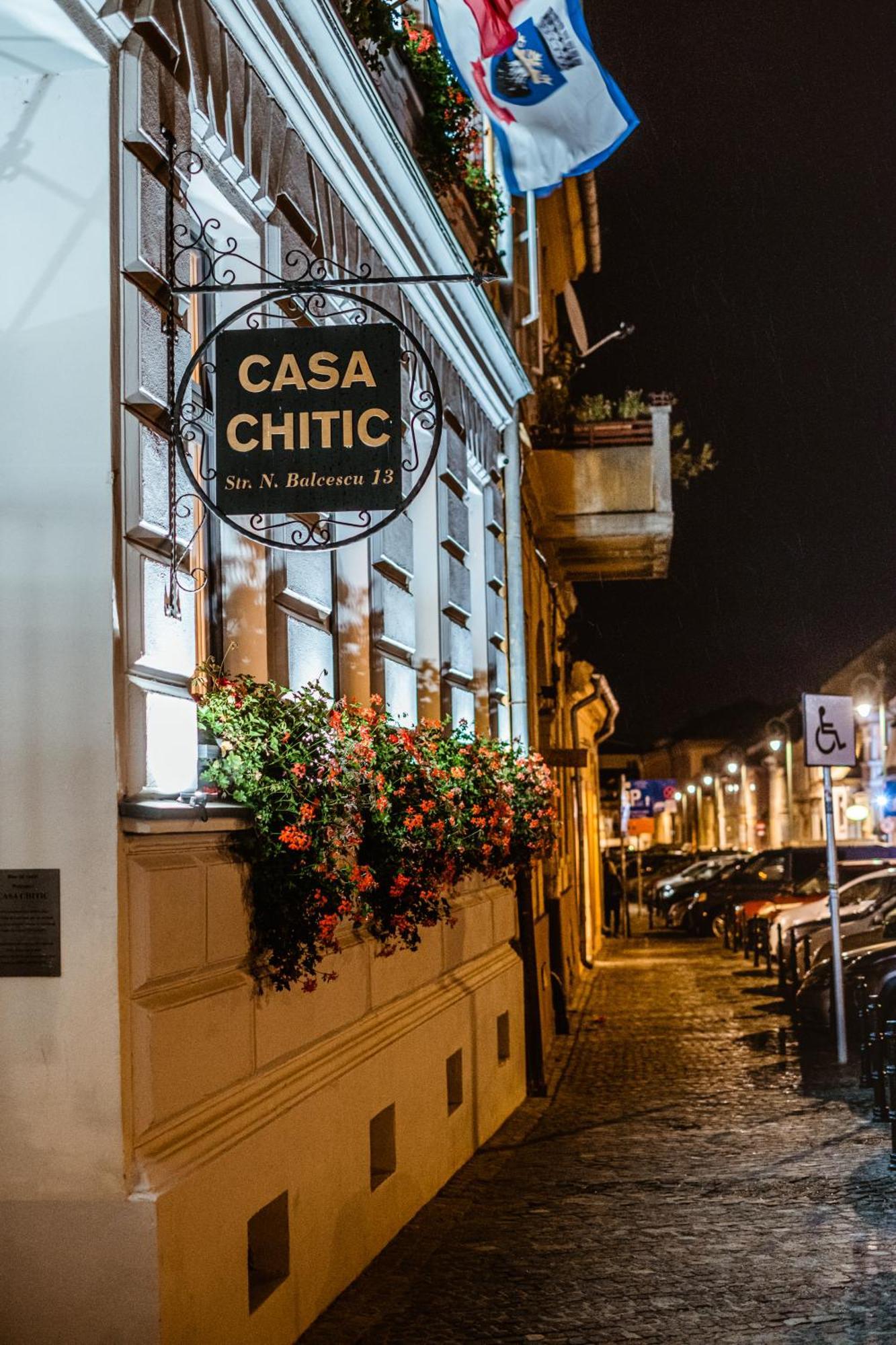 בראשוב Casa Chitic - Hotel & Restaurant- Str Nicolae Balcescu 13 מראה חיצוני תמונה